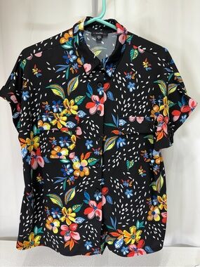 Cocomo Black Floral Short-Sleeve Button-Down Shirt 3969